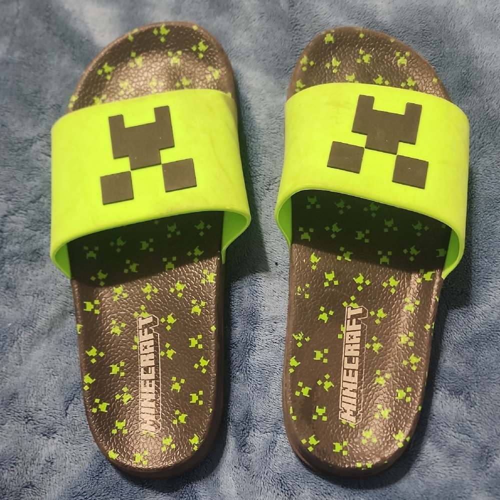 Minecraft Kids Slide Sandals - Neon Green